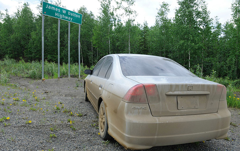 Photo of a dirty Honda Civic
